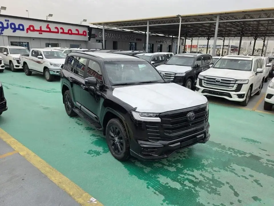 Toyota Land Cruiser TOYOTA LANDCRUISER BLACK EDITION