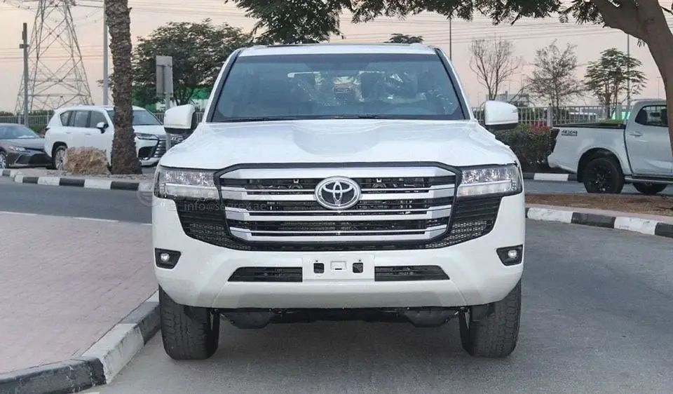 Toyota Land Cruiser (LC300) GXR, 3.5L Petrol 4WD 10-Speed Automatic 2026 Model For Export