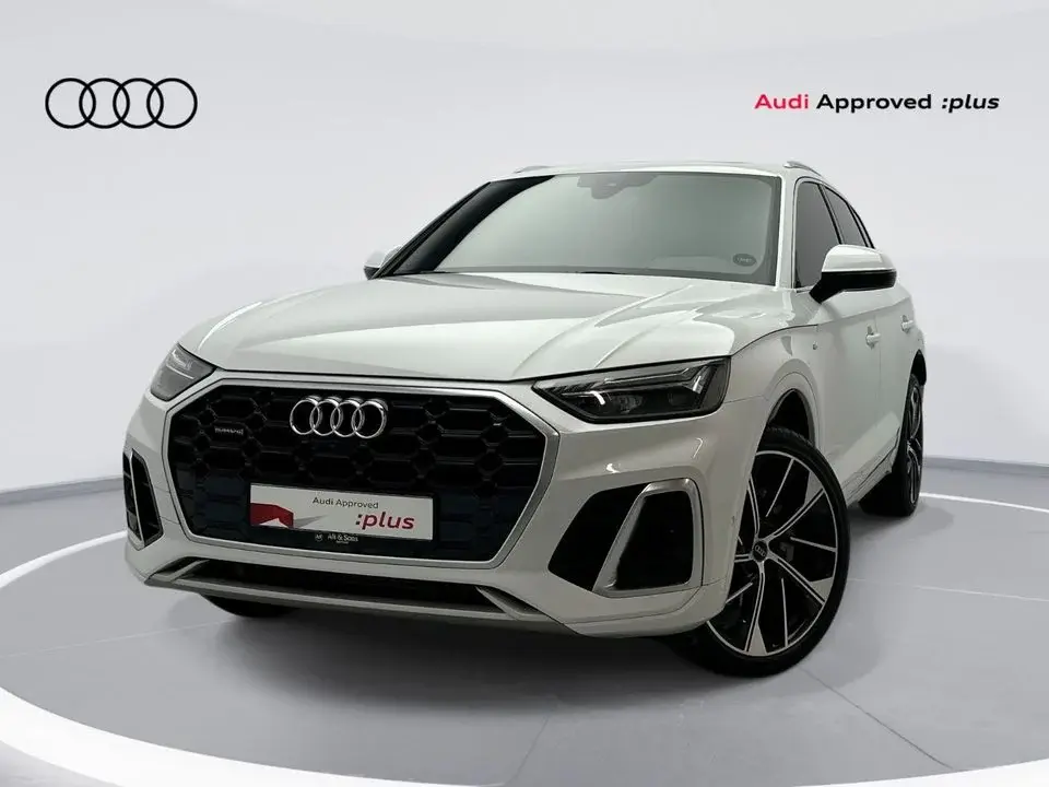Audi Q5 45 TFSI Quattro Design 2.0L Q5 S line 45 TFSI quattro 249hp (Ref# 38699)