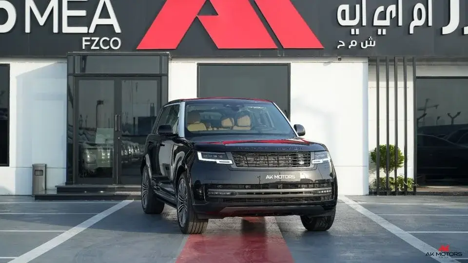Land Rover Range Rover HSE P400 3.0L V6 Black 2026 MY Export Only