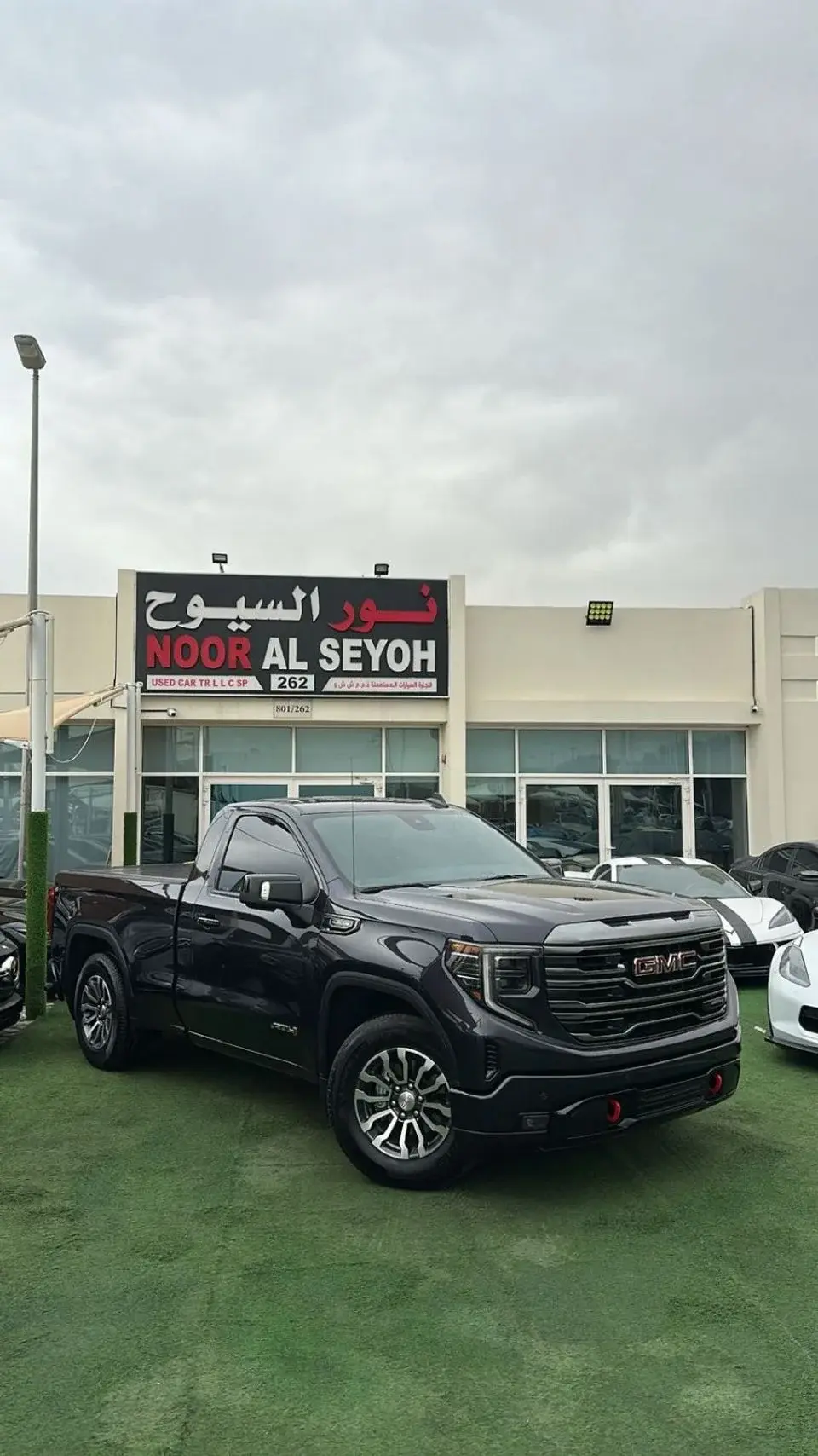 GMC Sierra GMC SIERRA AT4 2022 GCC FULL OPTION ORIGINAL PAINT PERFECT CONDITION UNDER WARRANTY FULL SERVICE HIS