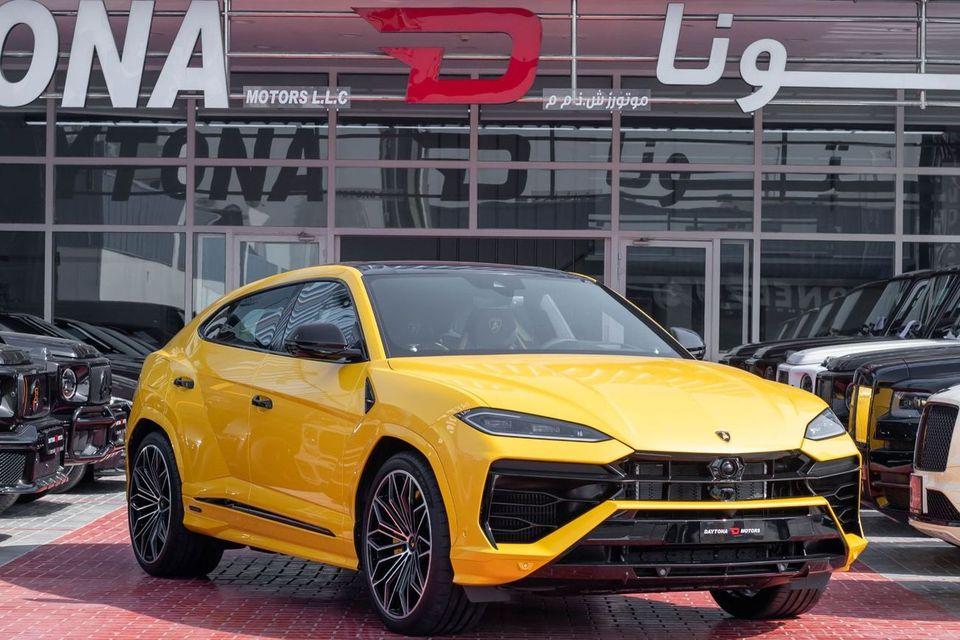 Lamborghini Urus S 4.0T V8 Lamborghini Urus SE 2025 0 km Carbon Fiber