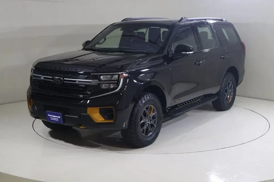 Ford Expedition TR2525 TREMOR / AL TAYER MOTORS / AL QOUZ SHOWROOM
