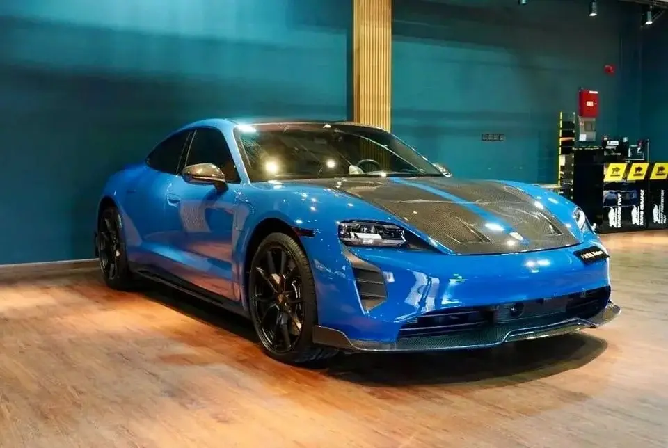 Porsche Taycan GTS Super Clean and Very Low Mileage Carbon Fiber Package