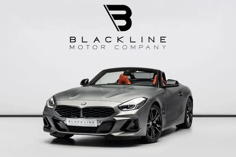 BMW Z4 sDrive 30i 2.0L SUMMER STARTS NOW EXCLUSIVE DEAL BY BLACKLINE, 2030 Warranty + Service, GCC, Low K