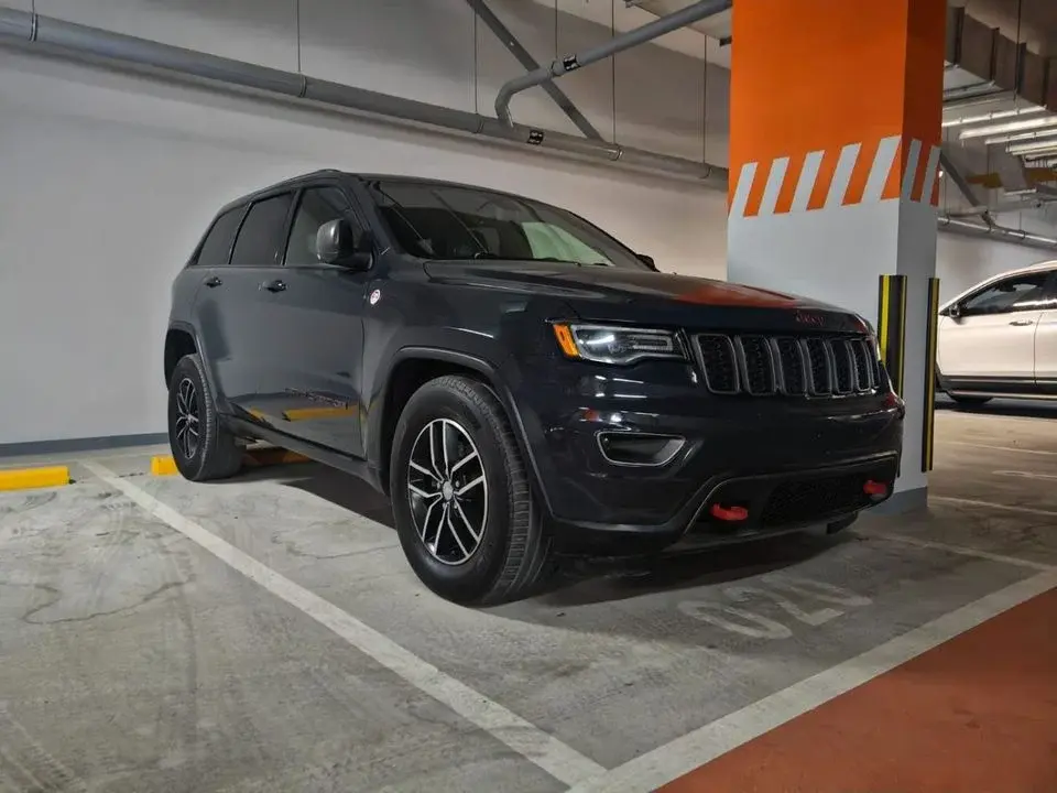 Jeep Grand Cherokee Trail Hawk 5.7 L