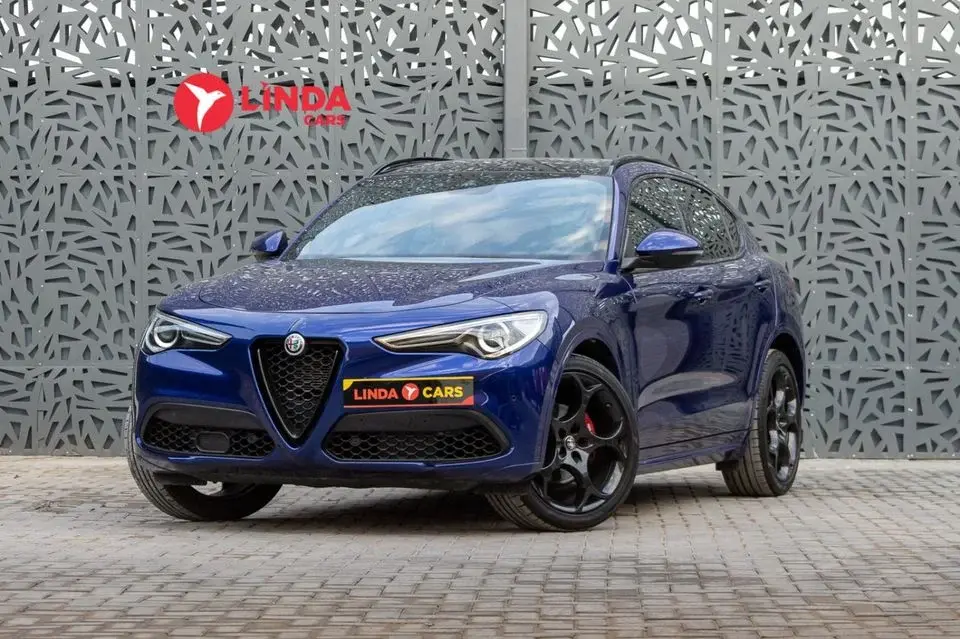 Alfa Romeo Stelvio Veloce 2.0L Alfa Romeo Stelvio Veloce 2022 GCC Warranty