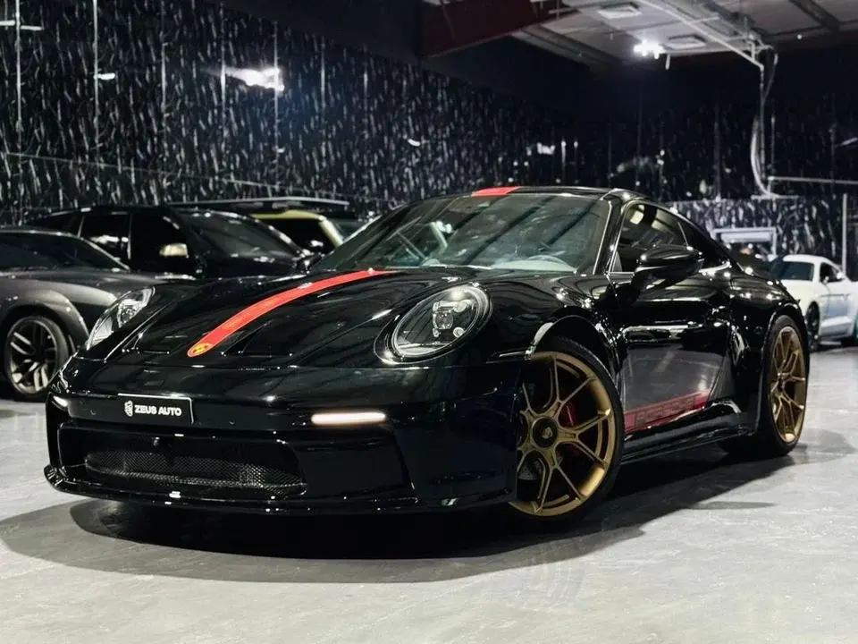 Porsche 911 Carrera 3.0L (444 HP) Coupe 2020 Porsche 911, Warranty, Just Been Serviced, Excellent Condition, GCC