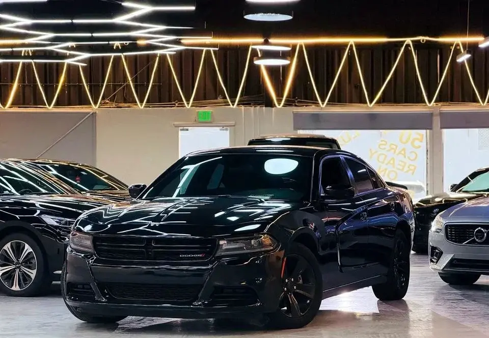 Dodge Charger SE Mid 3.6L