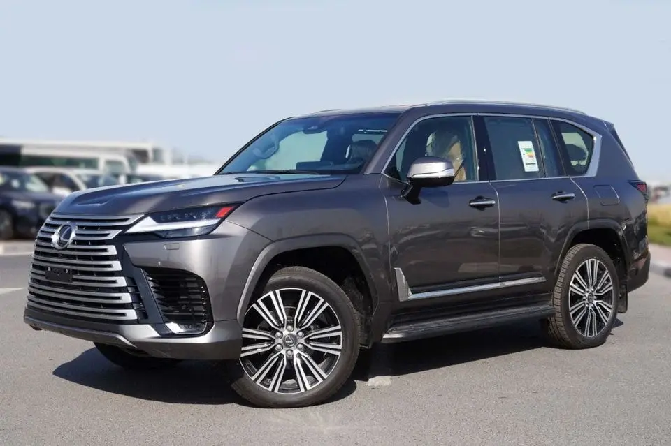 Lexus LX 700h Signature