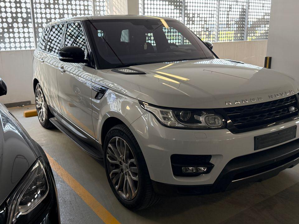 Land Rover Range Rover Sport HSE Dynamic 5.0L (520 HP)