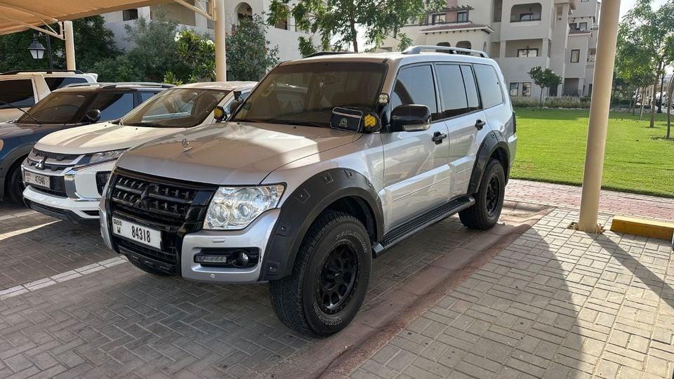 Mitsubishi Pajero GLS Highline 3.5L (189 HP) A Full Modified Off road beast