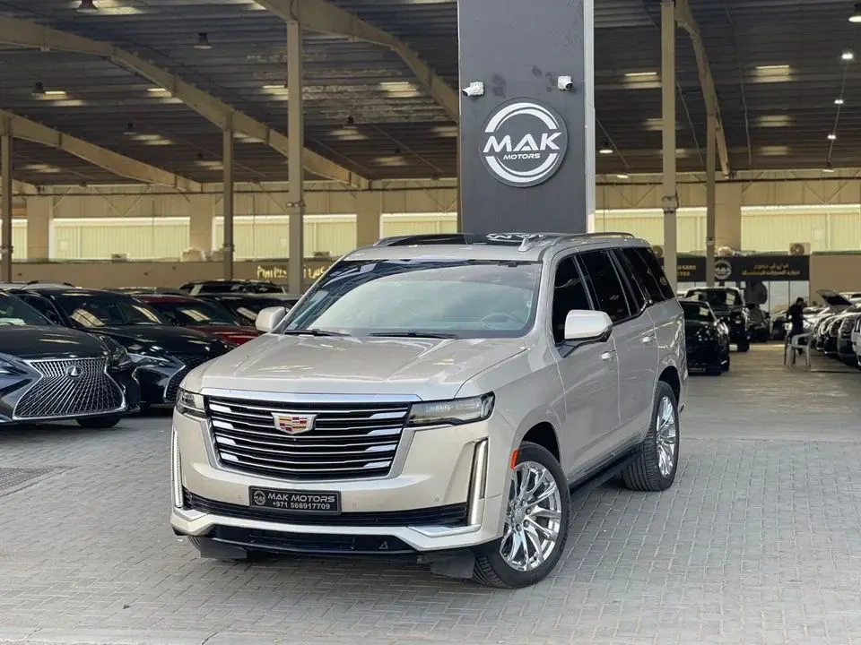 Cadillac Escalade Premium Luxury Platinum 6.2L 4WD MASSAGING SEATS / PREMIUM SOUND SYSTEM / HEAD UP DISPLAY / 360 CAME