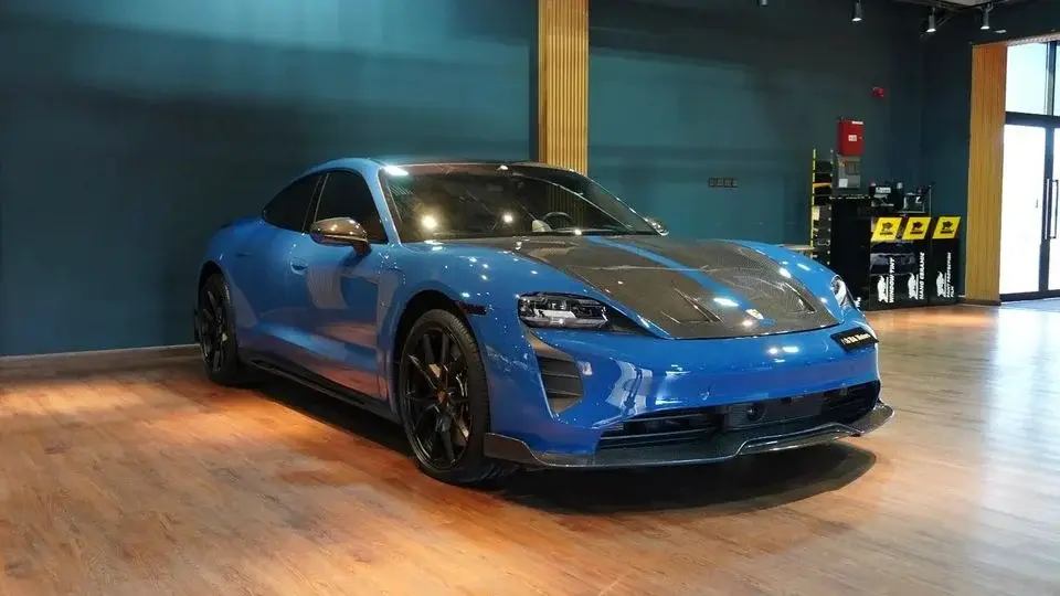 Porsche Taycan GTS Very Low Mileage 3k Electric