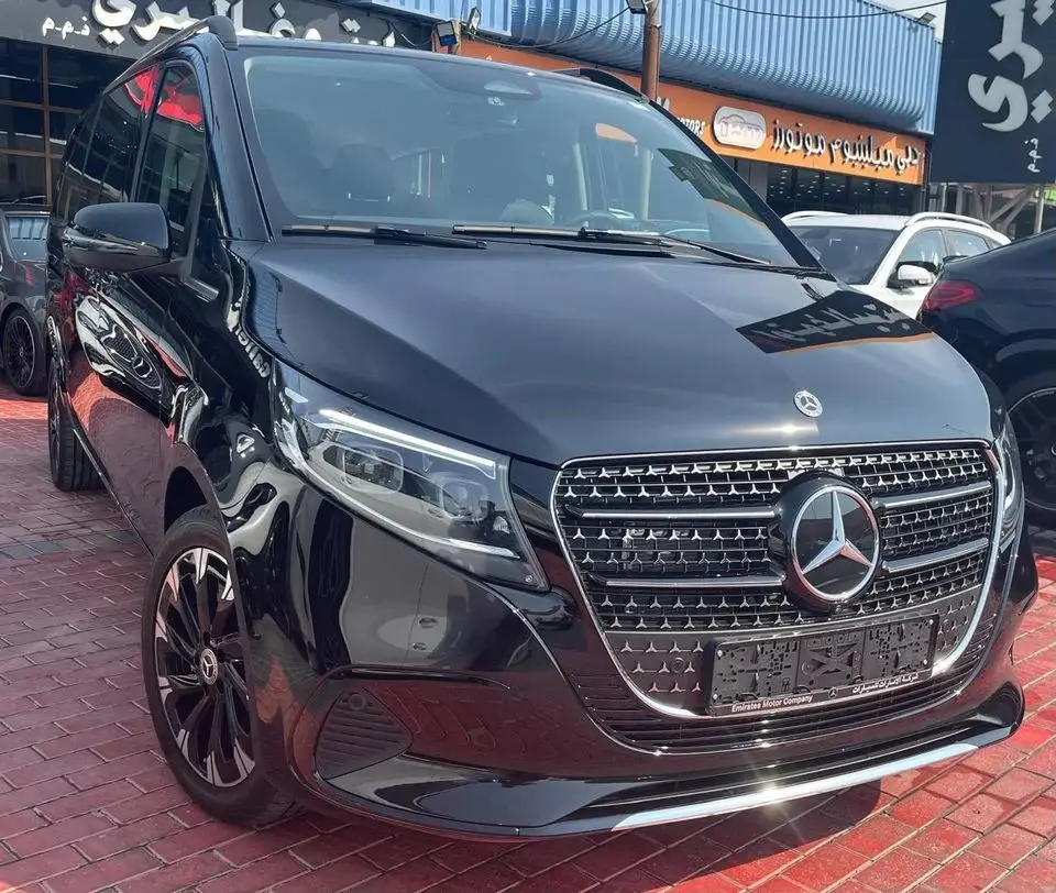 Mercedes-Benz V 300 Avantgarde Under Agency Warranty 2026 GCC