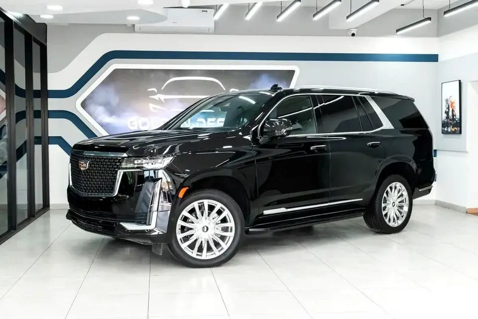 Cadillac Escalade Premium Luxury 6.2L 4WD Premium Luxury