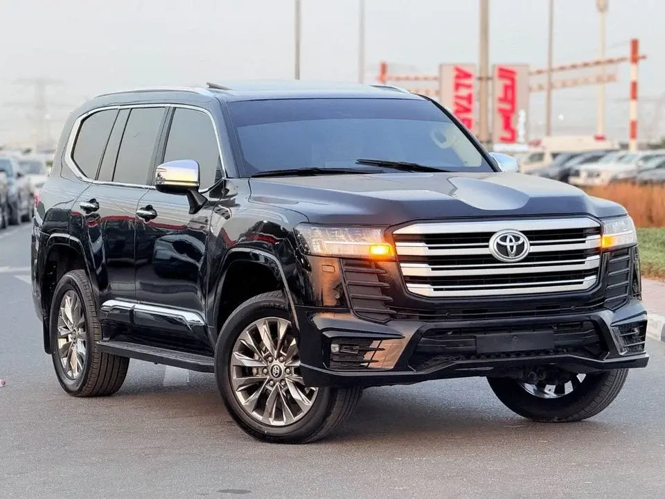 Toyota Land Cruiser Toyota landcuriser 2022 Years TwinTurbo GXR 3.5L petrol left hand drive black color