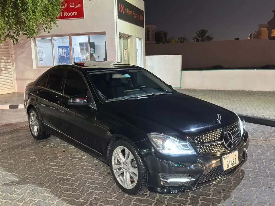 Mercedes Benz C300 4Matic