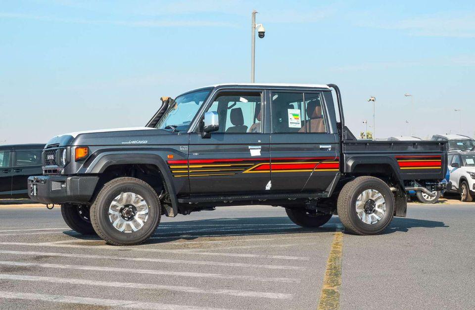 Toyota Land Cruiser Pick Up TOYOTA LAND CRUISER 79 4.0L V6 AT 4WD DC PICKUP 2025