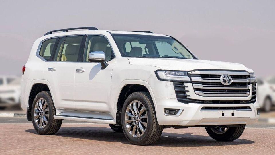 Toyota Land Cruiser LC300 VXR 3.3D AT MY2025 – WHITE