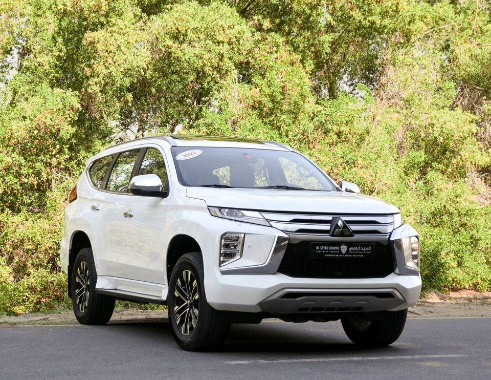 Mitsubishi Montero Sport GLS Mid 3.0L Mitsubishi Montero Sport 2022 GCC Original Paint accident-free Excellent Condition