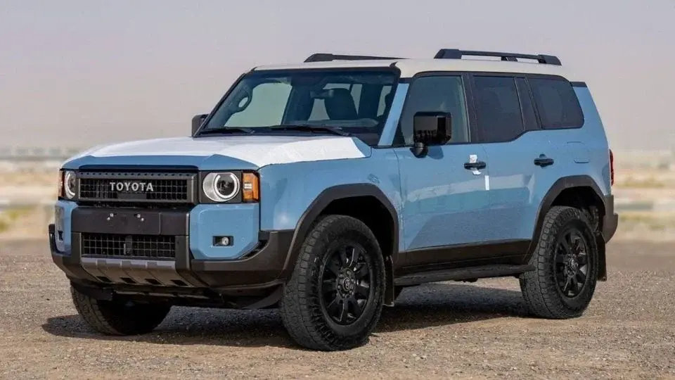 Toyota Prado TOYOTA PRADO 250 2.8D AT FIRST EDITION MY2025 – BLUE & GREY ROOF