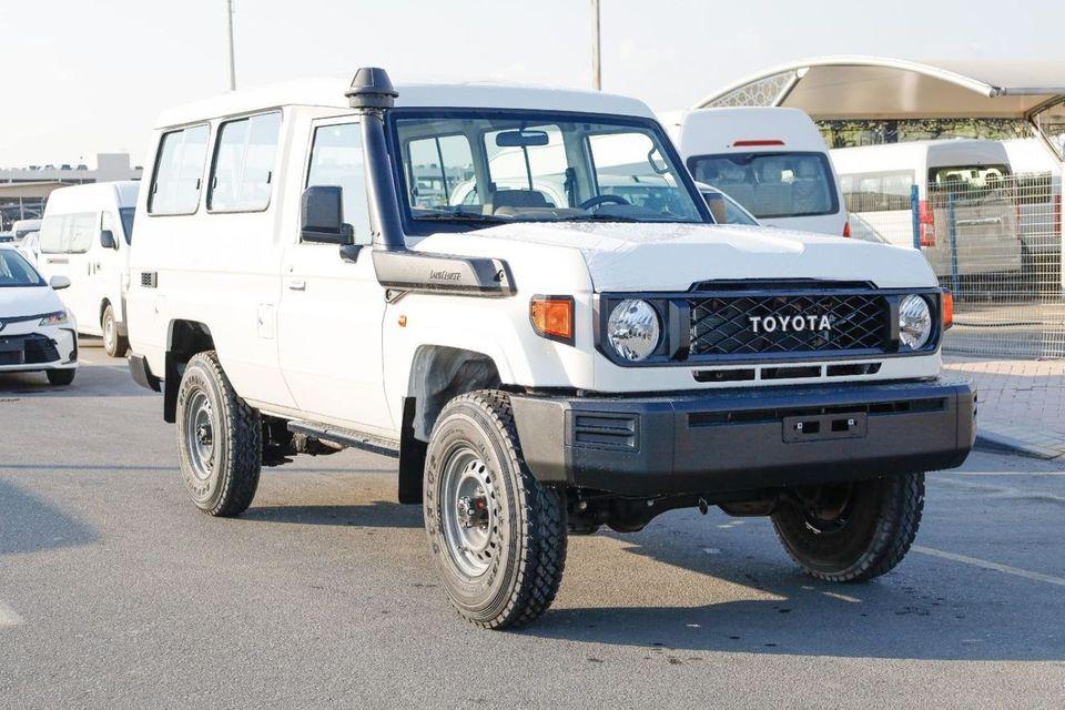 Toyota Land Cruiser 70 Toyota HardTop LC78 4.0 MT basic 2025