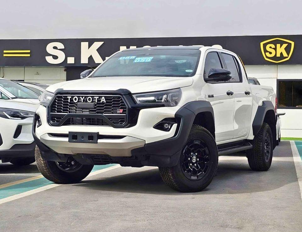 Toyota Hilux GR SPORT DOUBLE CABIN / 2.8L DIESEL V4 / RADAR / 360*CAMERA/DRIVER PWR SEAT WITH LATHER (CODE# HGRD)