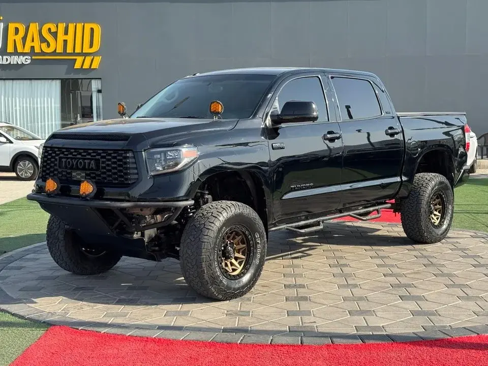 Toyota Tundra Std 5.7L