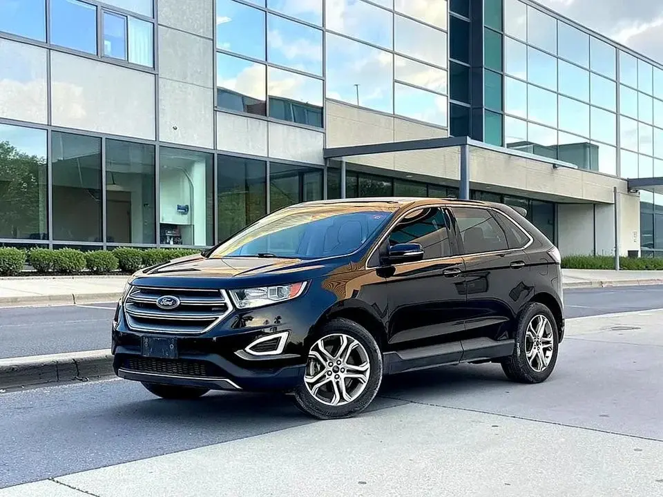 Ford Edge 1,045 P.M 3.5 V6 Titanium - GCC Specs -under warranty ORIGINAL PAINT