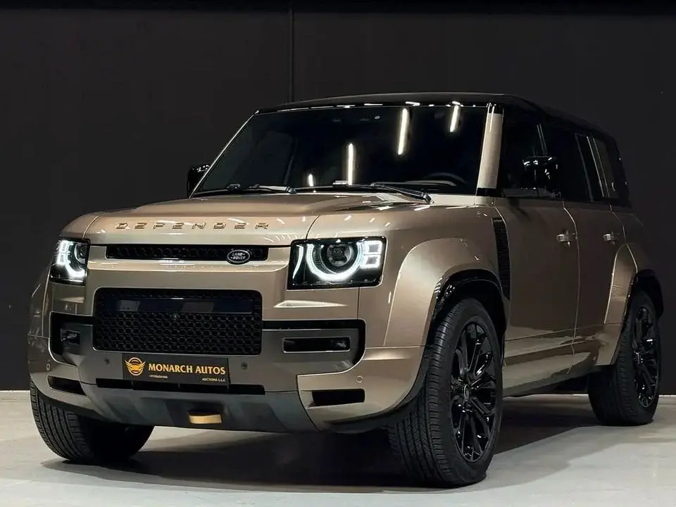 Land Rover Defender OCTA 4.4L V8 635HP BRAND 2YR WARRANTY RARE SPEC