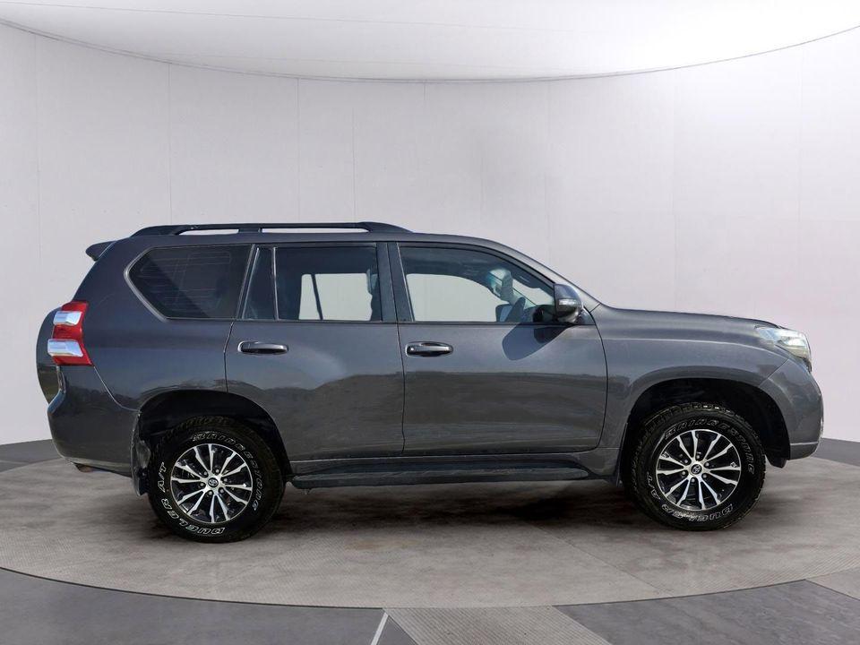 Toyota Prado 4x4 Diesel 2.8L Right Hand Drive (Export only) Export only