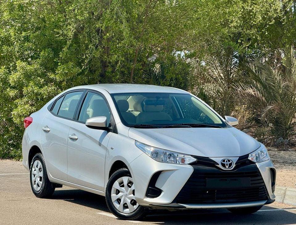 Toyota Yaris 595-MONTHLY GCC LCD REVERSE CAMERA GPS ACCIDENT FREE