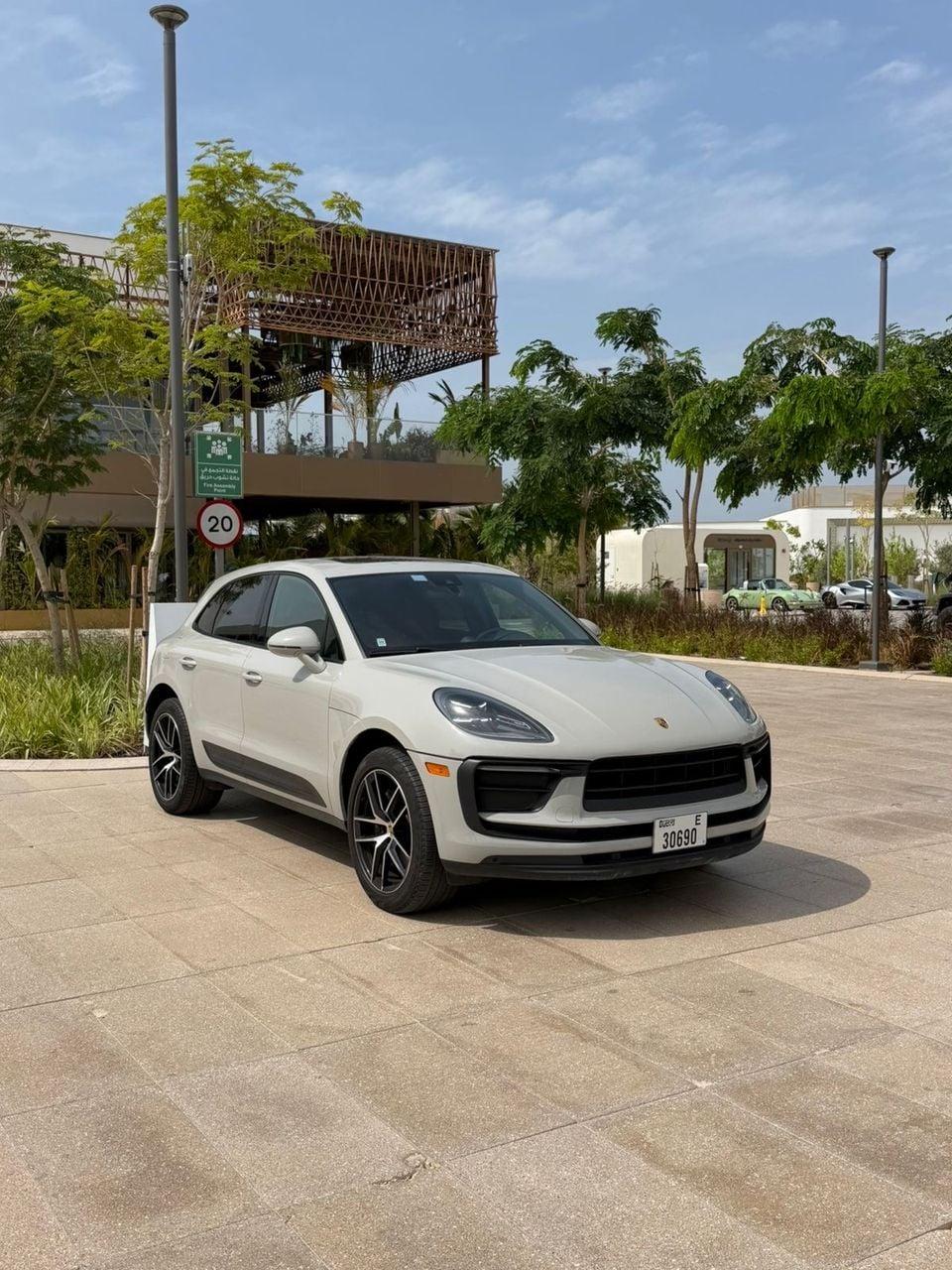 Porsche Macan Std 2.0L