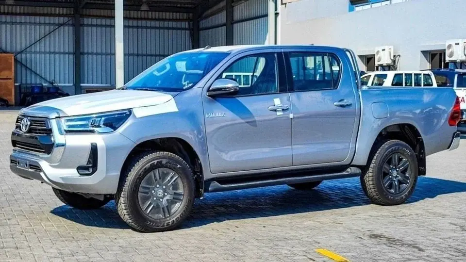 Toyota Hilux Hilux 2.4L diesel full option MY25