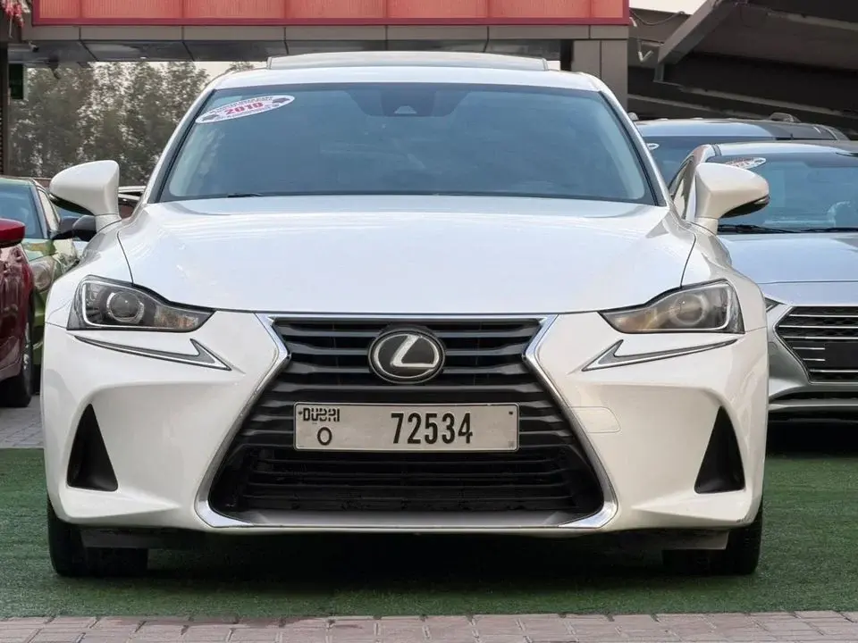 Lexus IS300 Full options, sunroof