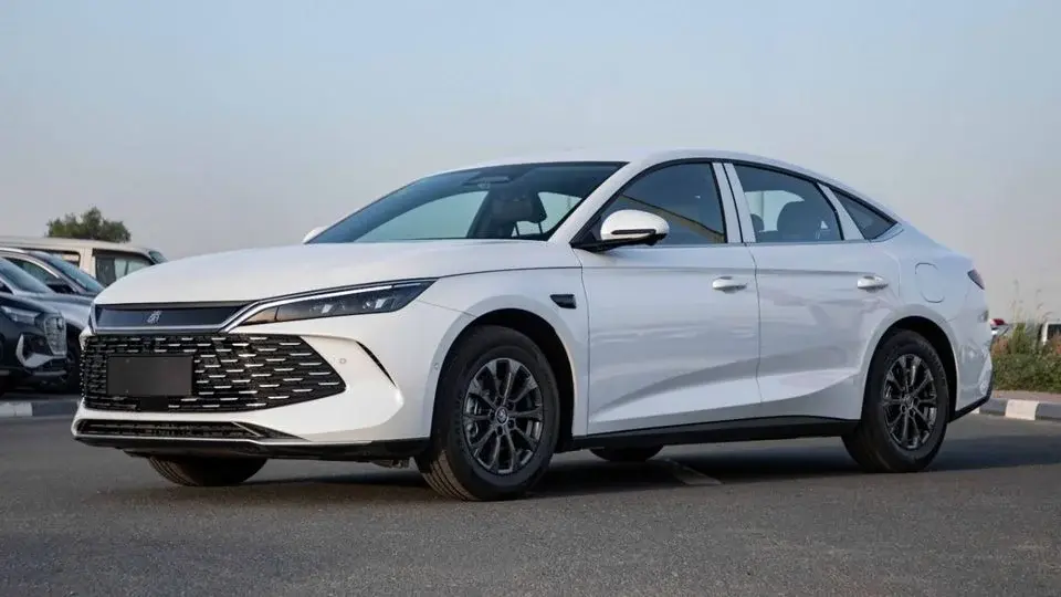 BYD Qin L DM-i 80KM INTELLIGENT DRIVING LEADING EDITION 2025 with 5 Years EVS Warranty
