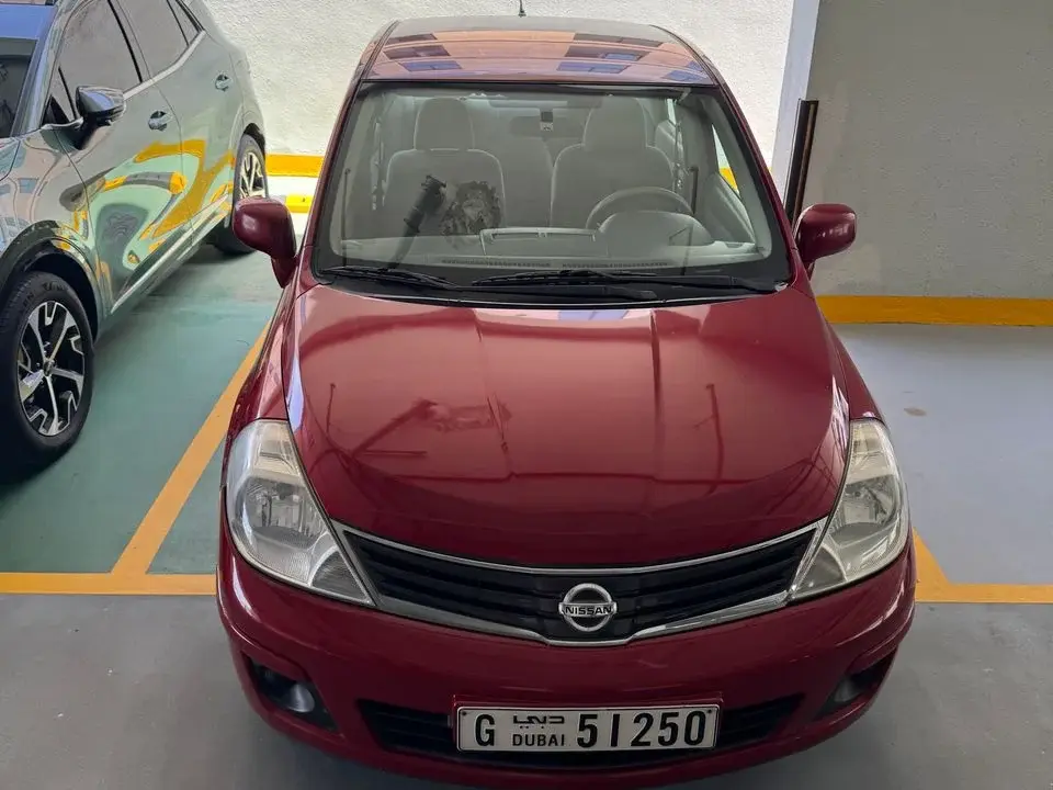 Nissan Tiida