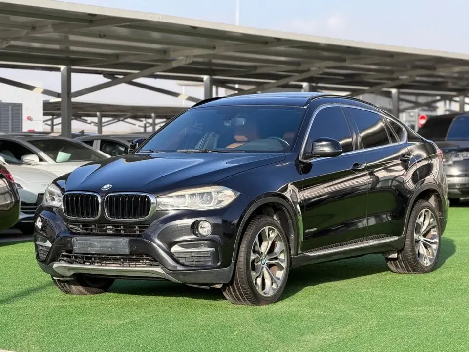 BMW X6 35i Executive 3.0L BMW X6 X-Drive 35i / GCC / 2016 / Free Accident / First Owner / 85,000KM