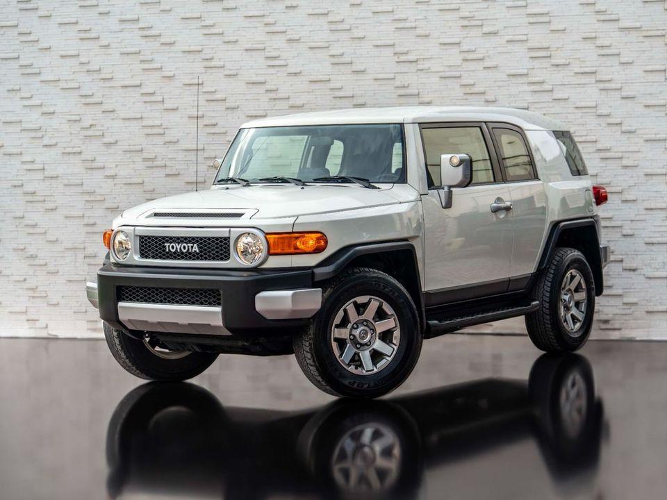 Toyota FJ Cruiser GXR 4.0L A/T