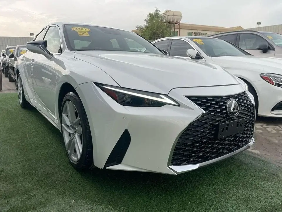 Lexus IS300