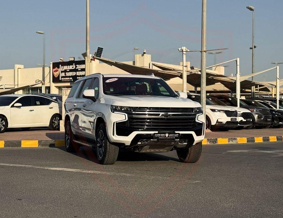 Chevrolet Suburban LT 5.3L 4WD Chevrolet Suburban 5.3 L 2023 GCC Original Paint Accident-Free In Excellent