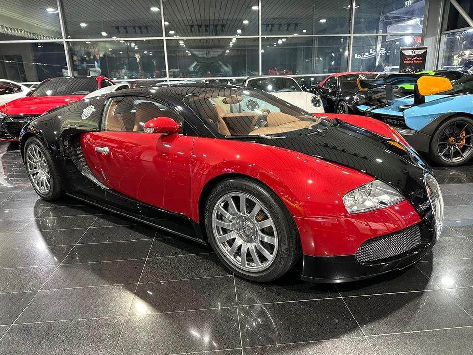 Bugatti Veyron 1 out of 25