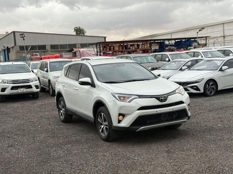 Toyota RAV4 EX OPTION