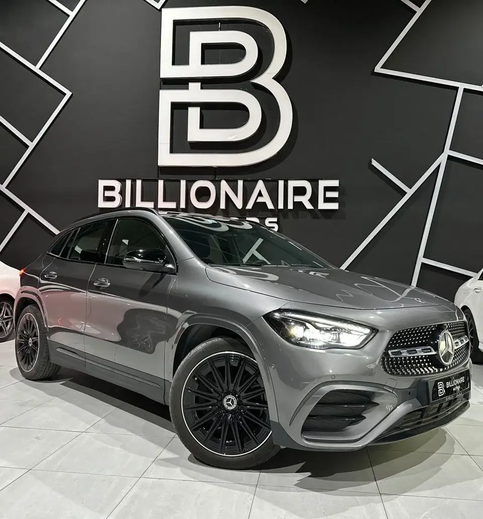 Mercedes-Benz GLA 200 Premium 1.4L MERCEDES-BENZ GLA 200 GCC 2025 UNDER WARRANTY & CONTRACT SERVICE (GARGASH) - !