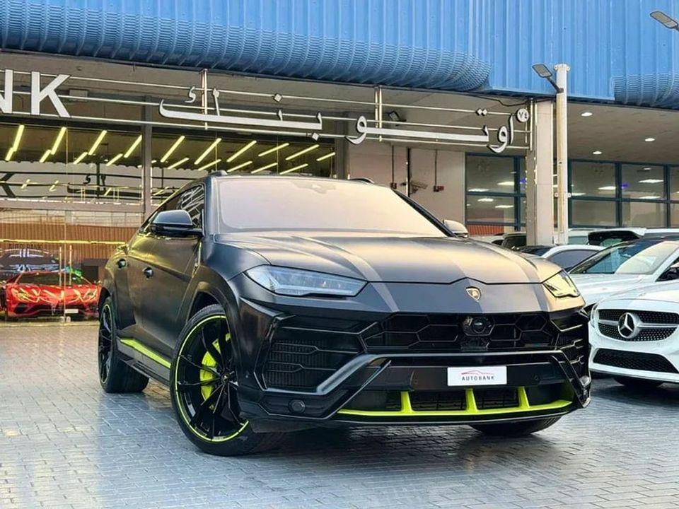 Lamborghini Urus STD 4.0T V8