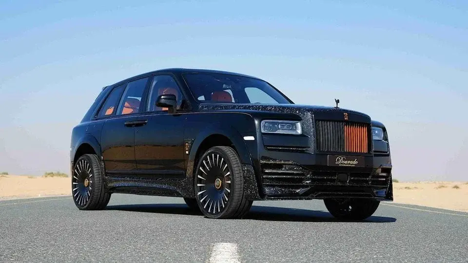 Rolls-Royce Onyx Cullinan LIMITED OFFER NEW 2024 V12 563 HP 3-YEAR WARRANTY AND SERVICE