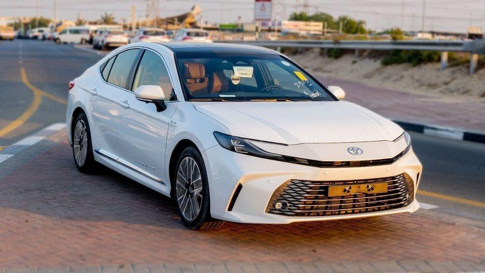 Toyota Camry 2026 Toyota Camry Lumiere 2.5L HEV Full option (White)