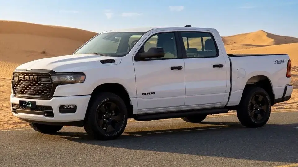 RAM 1500 ( Only For Export ) 2025 RAM 1500 Tradesman Hurricane SO 3.0TT Crew Cab 4X4 GCC BRAND NEW