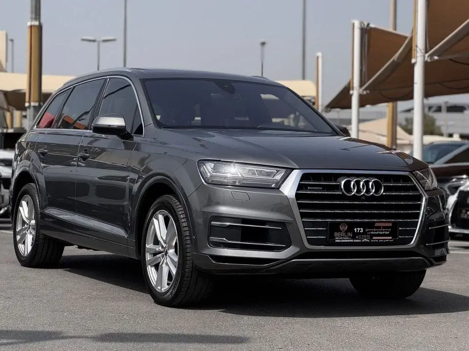 Audi Q7 45 TFSI quattro 3.0L